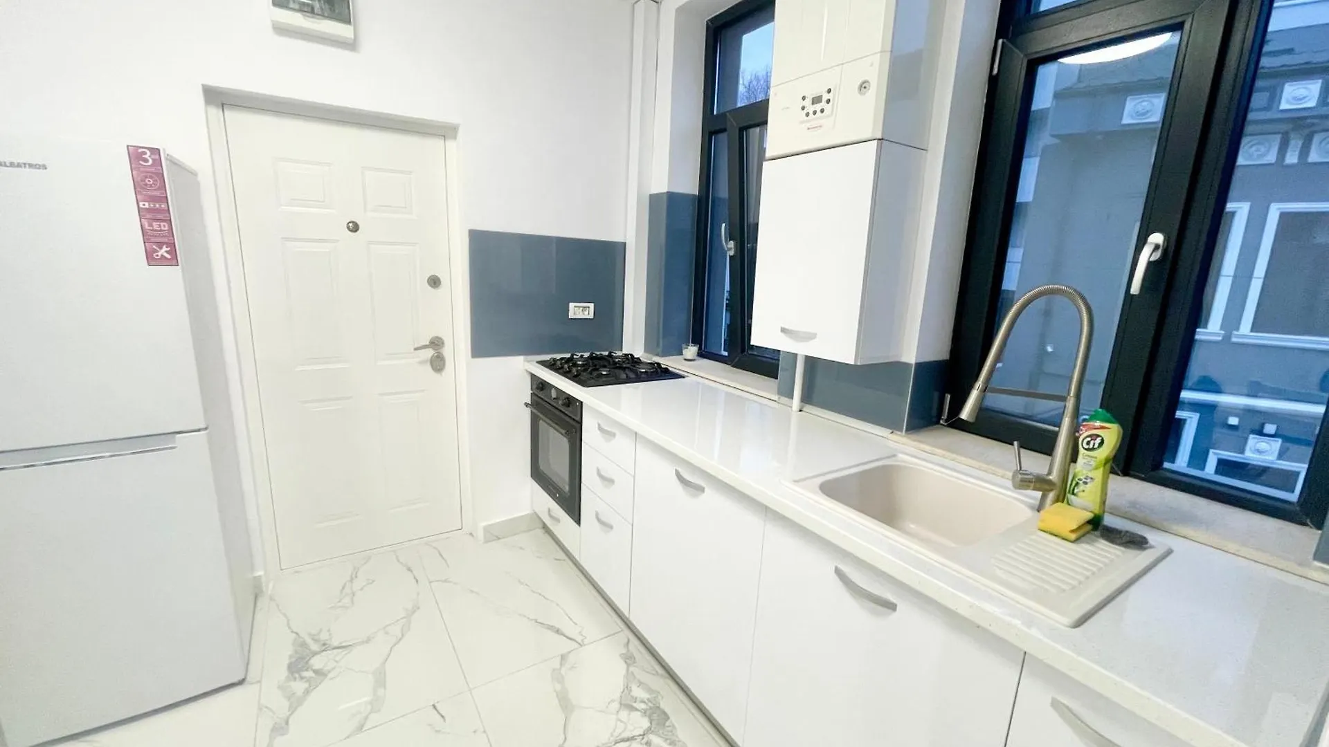 Apartment Studio 9 Bucharest Romania