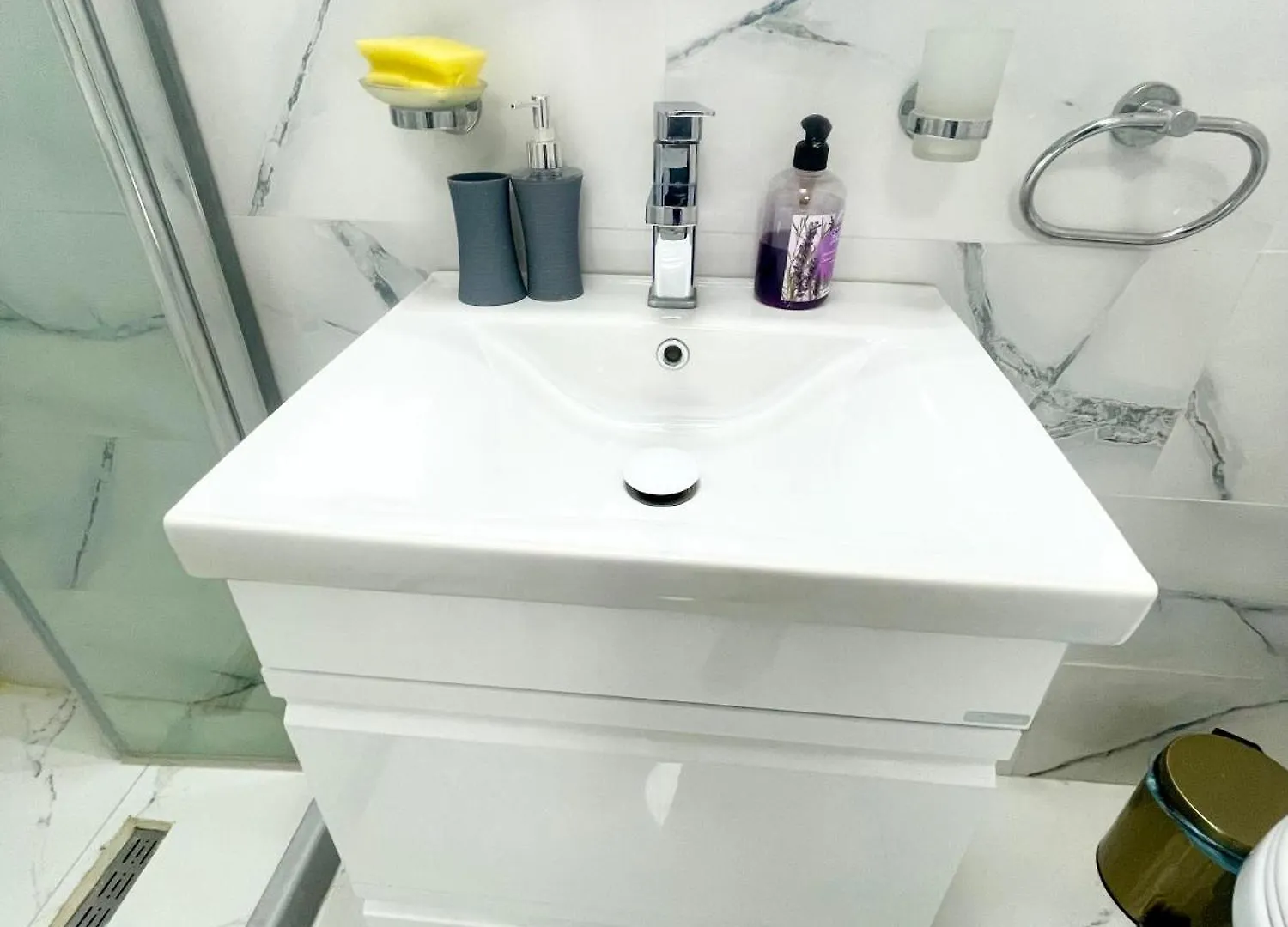 Studio 9 Bucharest Apartment